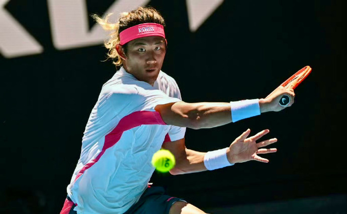 乐鱼-四人出战！中国男网终于硬气一回|张之臻|首轮|吴易昺|澳网|男单_新浪体育_新浪新闻